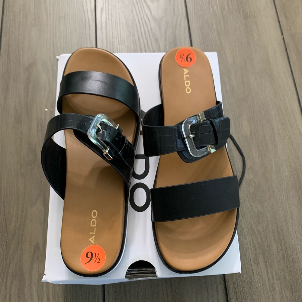 Aldo Sandals